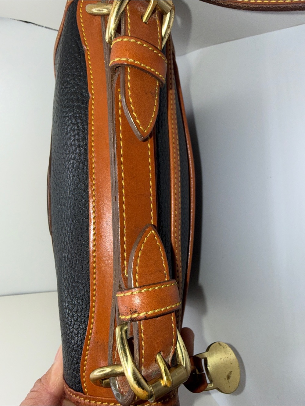 Vintage Dooney & Bourke (AWL) Square Carrier Leather Bag - Picture 11 of 12